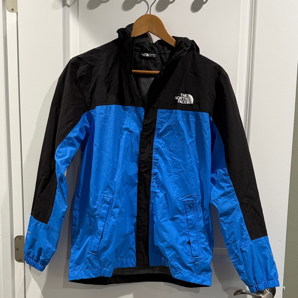 The North Face Kids Black and Blue Raincoat size Youth XL 14/16